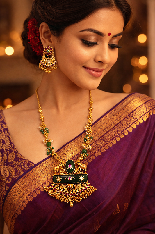 Zarini Emerald Temple Pendant Necklace Set