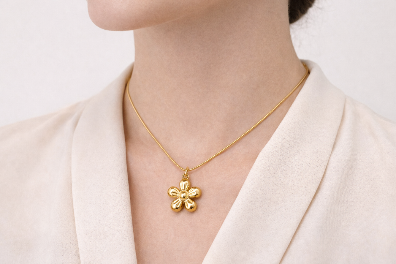 Zarini’s Gold-Toned Flower Anti-Tarnish Pendant
