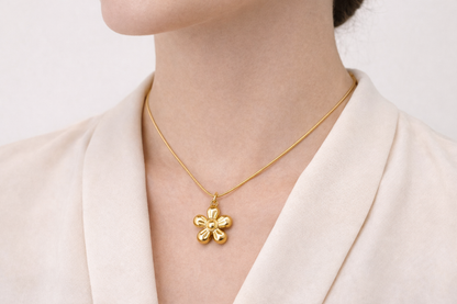 Zarini’s Gold-Toned Flower Anti-Tarnish Pendant