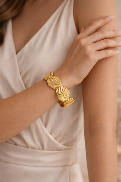 Zarini Gold-Toned Shell Cuff Bracelet