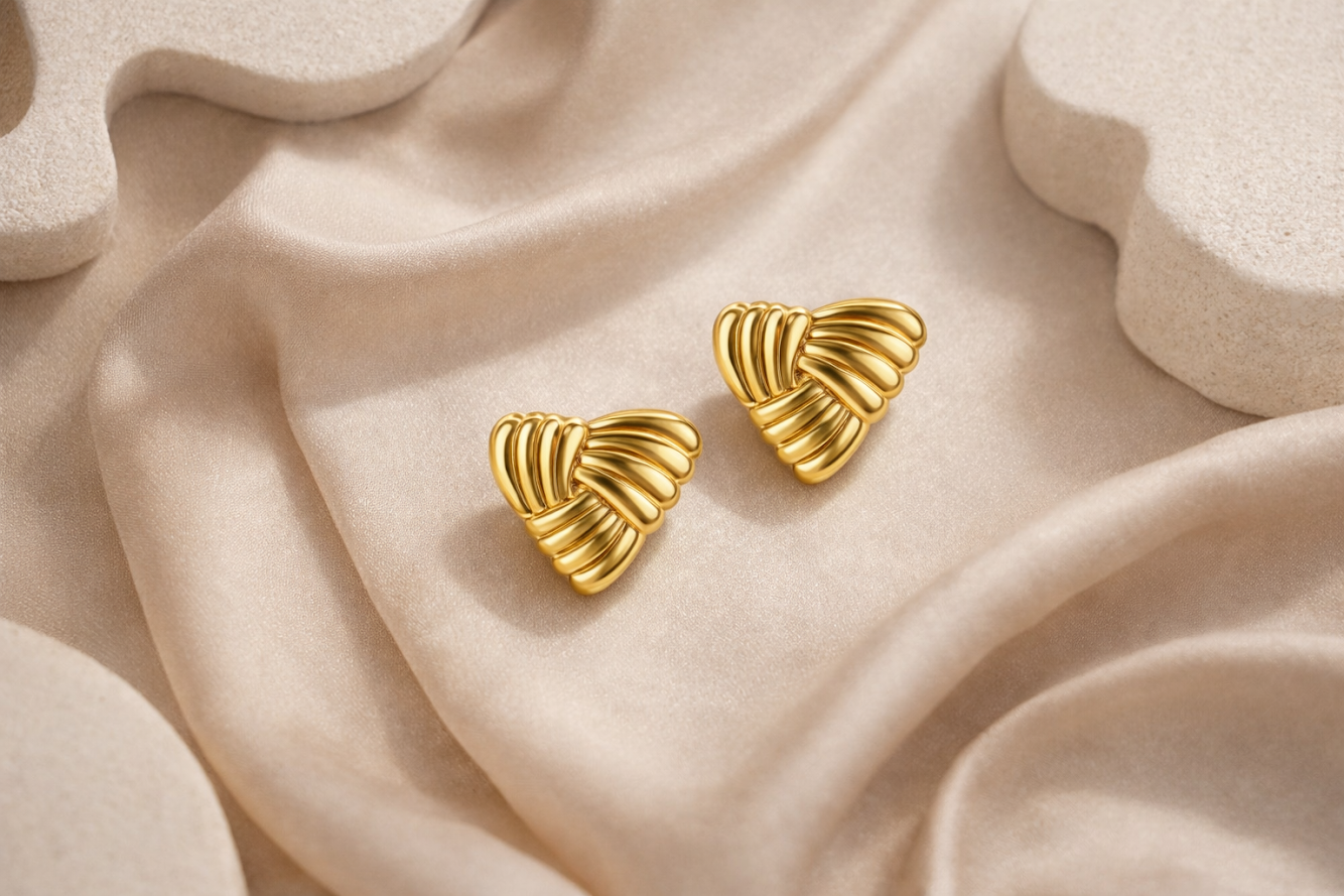 Zarini’s Gold-Plated Seashell Shaped Stud Earrings